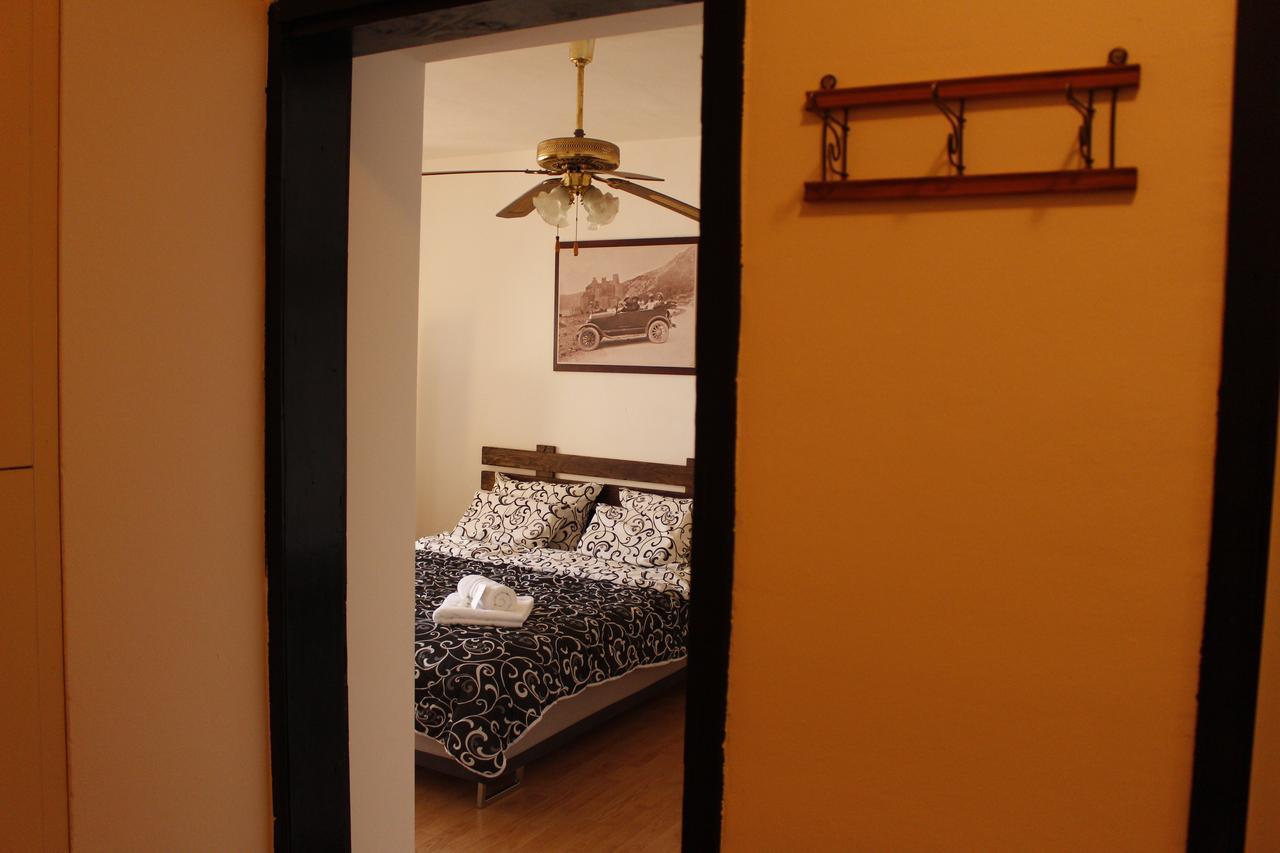גולובאץ Apartman "Soba Sa Pogledom" מראה חיצוני תמונה