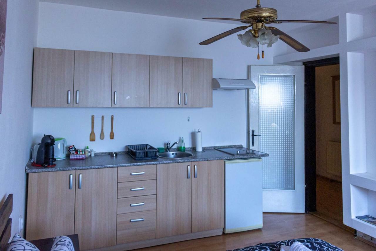 גולובאץ Apartman "Soba Sa Pogledom" מראה חיצוני תמונה
