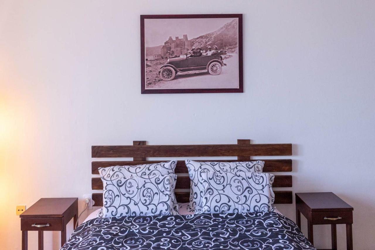 גולובאץ Apartman "Soba Sa Pogledom" מראה חיצוני תמונה